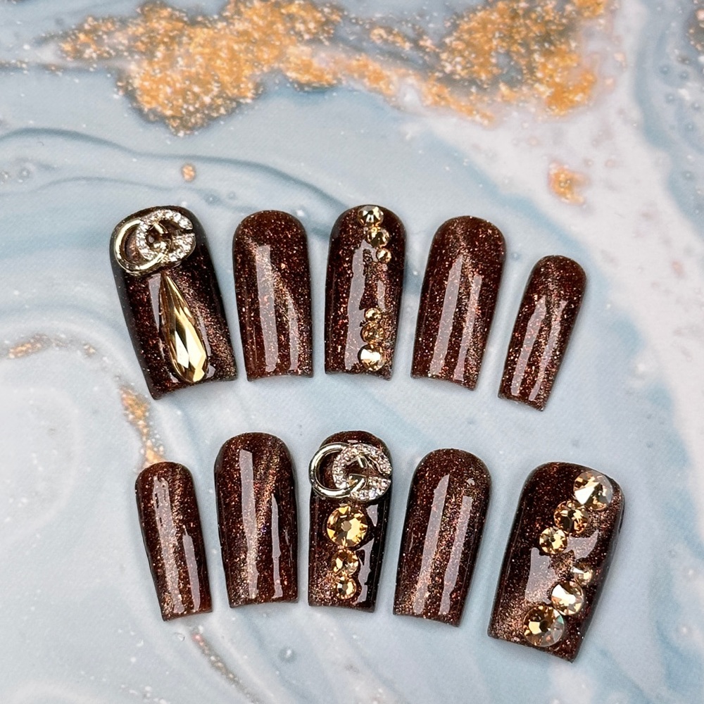 Shimmer Cat Eye Press On Nail with Rhinestones and Charms